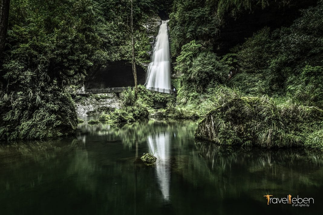 Walking path, Songlong Waterfall, Nantou - - The Natural Wonderland in Nantou, Taiwan | Copyright by Trvalleben