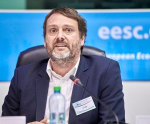 Belgien först med planetär regeringsrådgivare