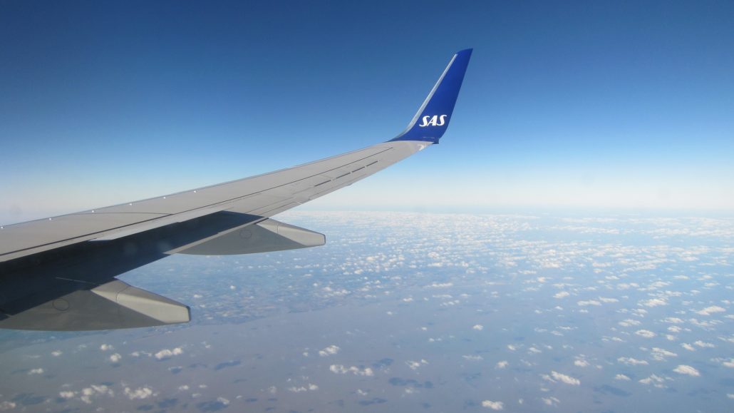 SAS klima-kompenserer i forvejen mange af sine flybilletter. Den nye danske flyskat skal passagererne selv betale. (Foto: Glenn Gustafsson / Pixabay)