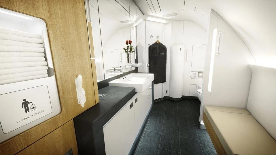 Lufthansa havde også stort badeværelse på sine Airbus A380 fky. (Foto Ldthansa)