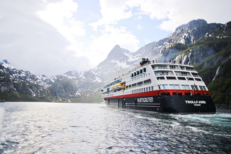 Hurtigruten serverer god og lokal mad på sine sejlruter langs den norske kyst. (Foto: Hurtigruten)