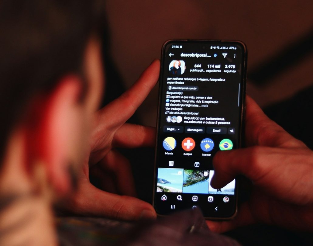 TikTok rummer mange tusinde influencere og skribenter, der øser ud af deres rejse-erfaringer og gode tips til rejsemål. (Foto: Nathana Reboucas / Unsplash)