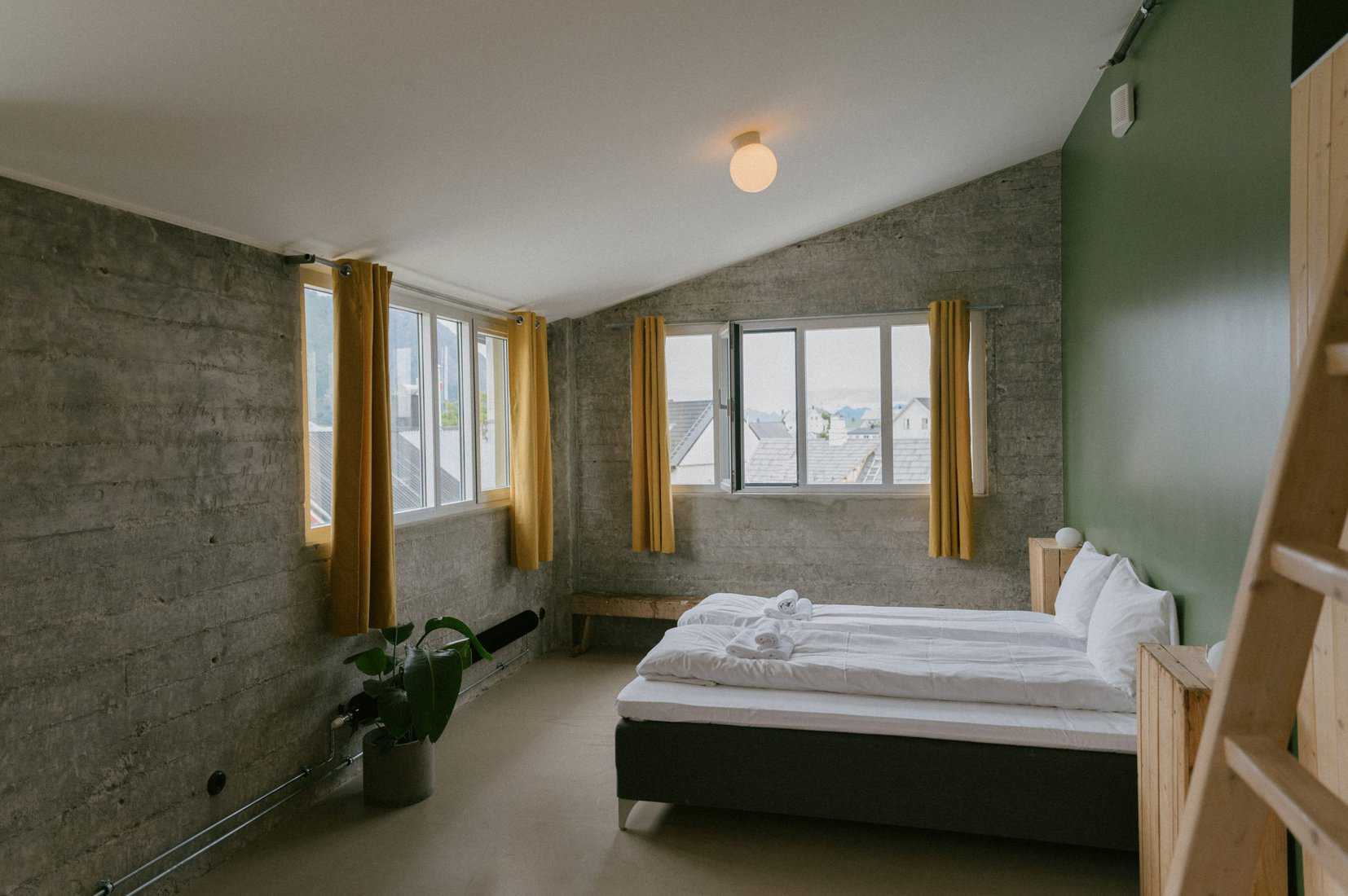 Hotel room at Trevarefabrikken
