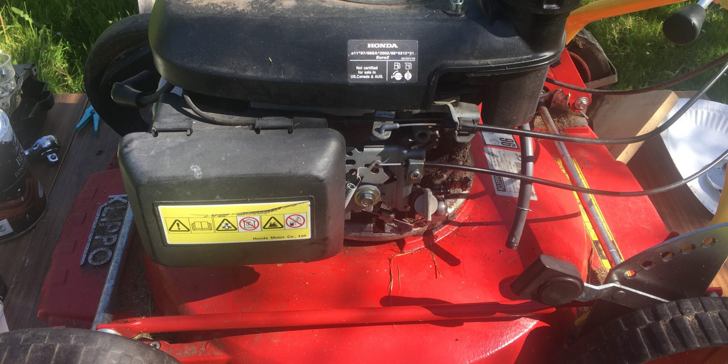 Lawnmower with Honda GCV engine will not start and is hard to pull 