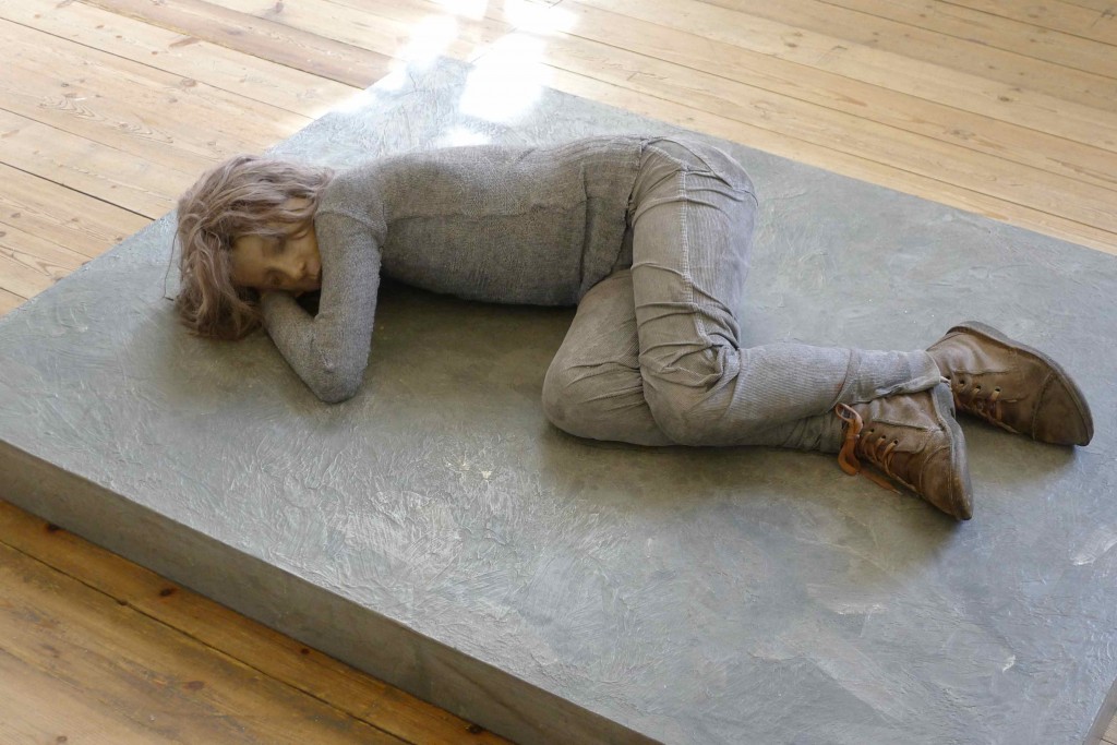 Kurt Trampedach: 'Liggende dreng. Henrik', 1979