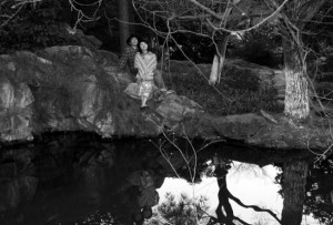 Stillbillede fra Yang Fudongs 'No Snow on the Broken Bridge'