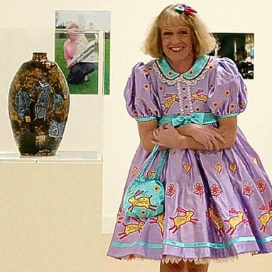 Grayson Perry modtager Turner Prize, 2003