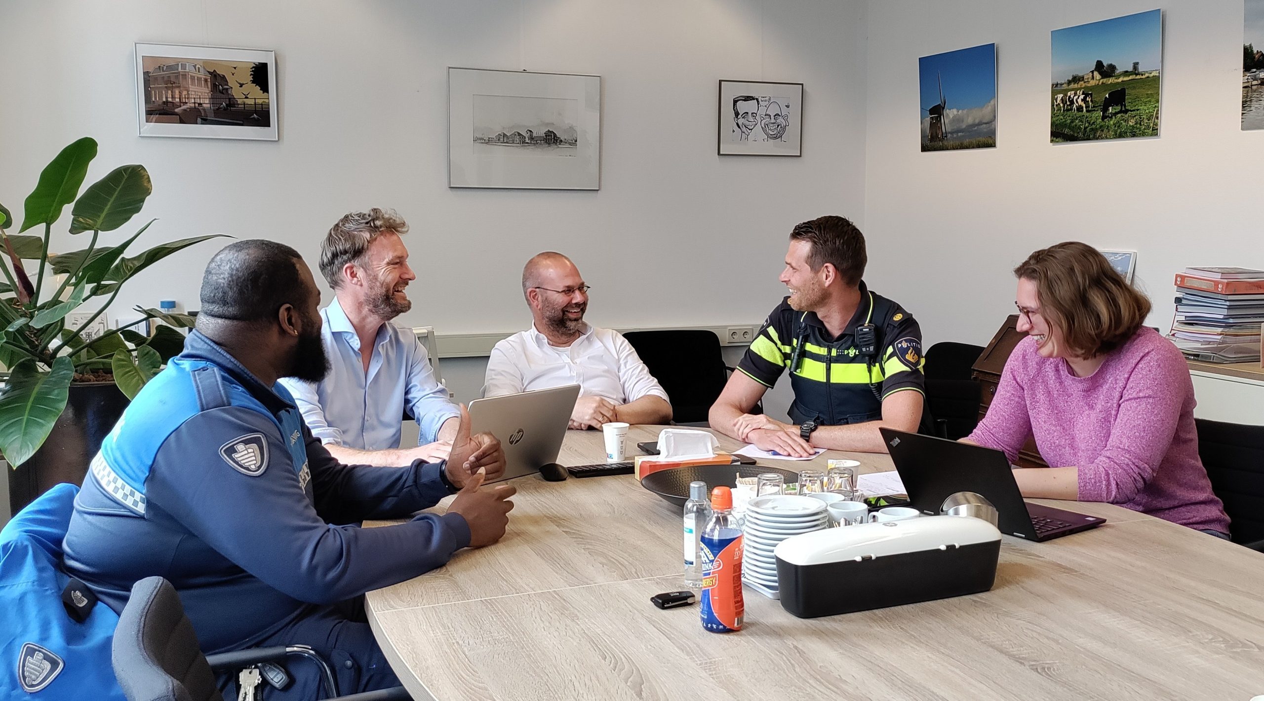 Robert-Jan bij veiligheidsoverleg
