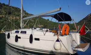 Rent a boat with Triumph Charter