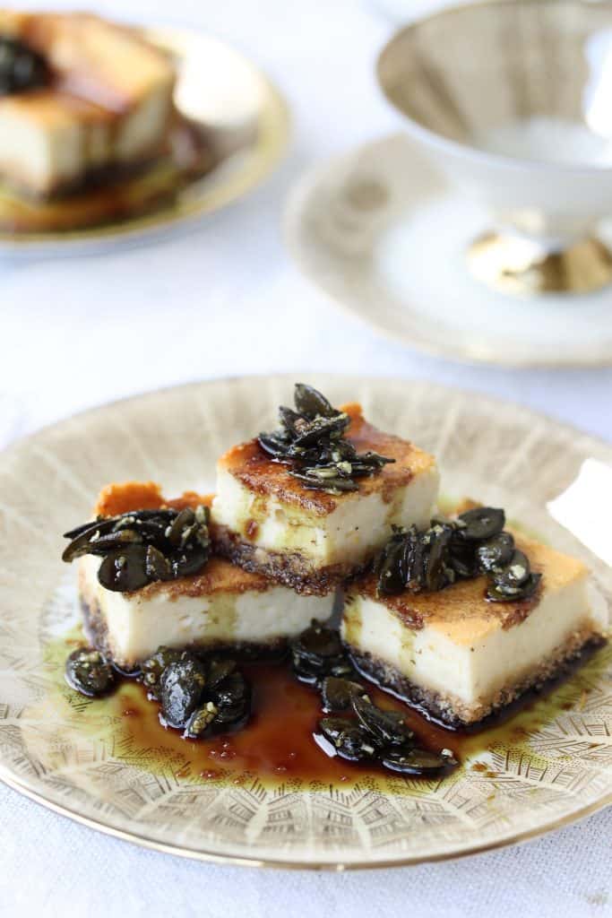 Creamy Vanilla Cheesecake Pumpkinseed Topping - Truefoodsblog