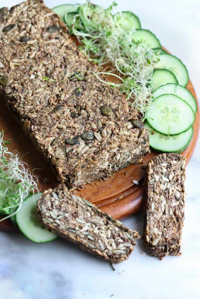 Selfmade Low Carb Seedsbread__Truefoodsblog