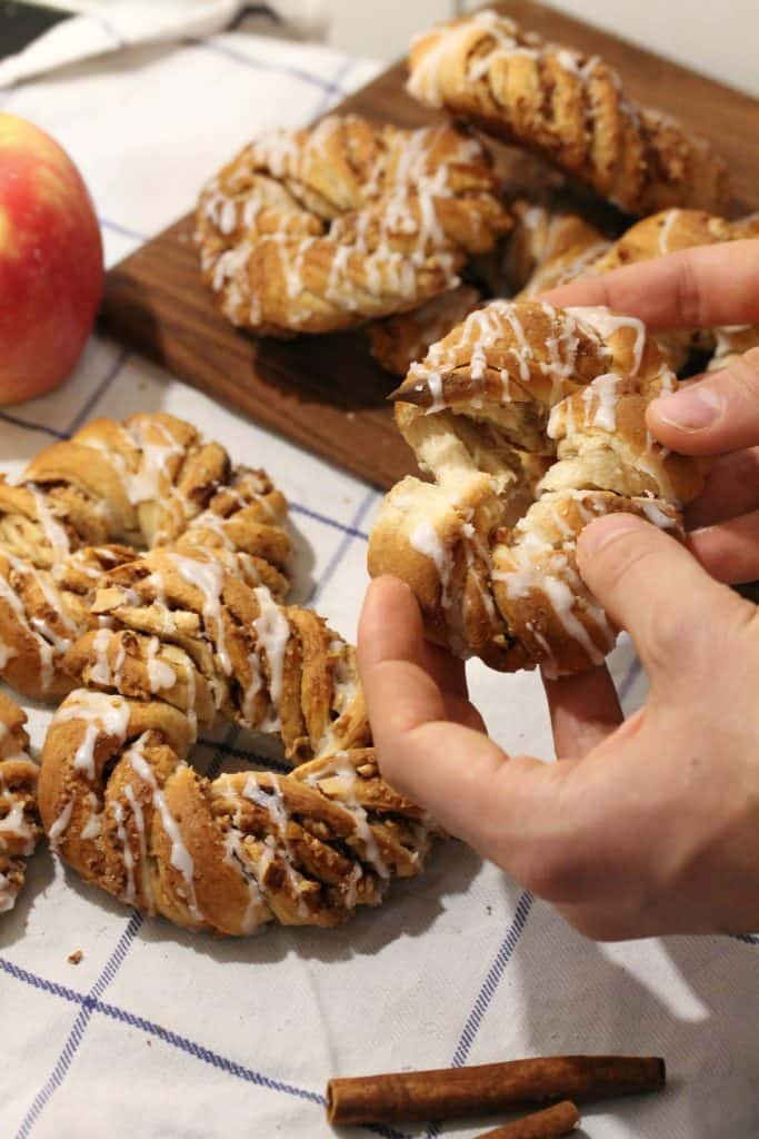 Vegan Cinnamon Buns Truefoodsblog