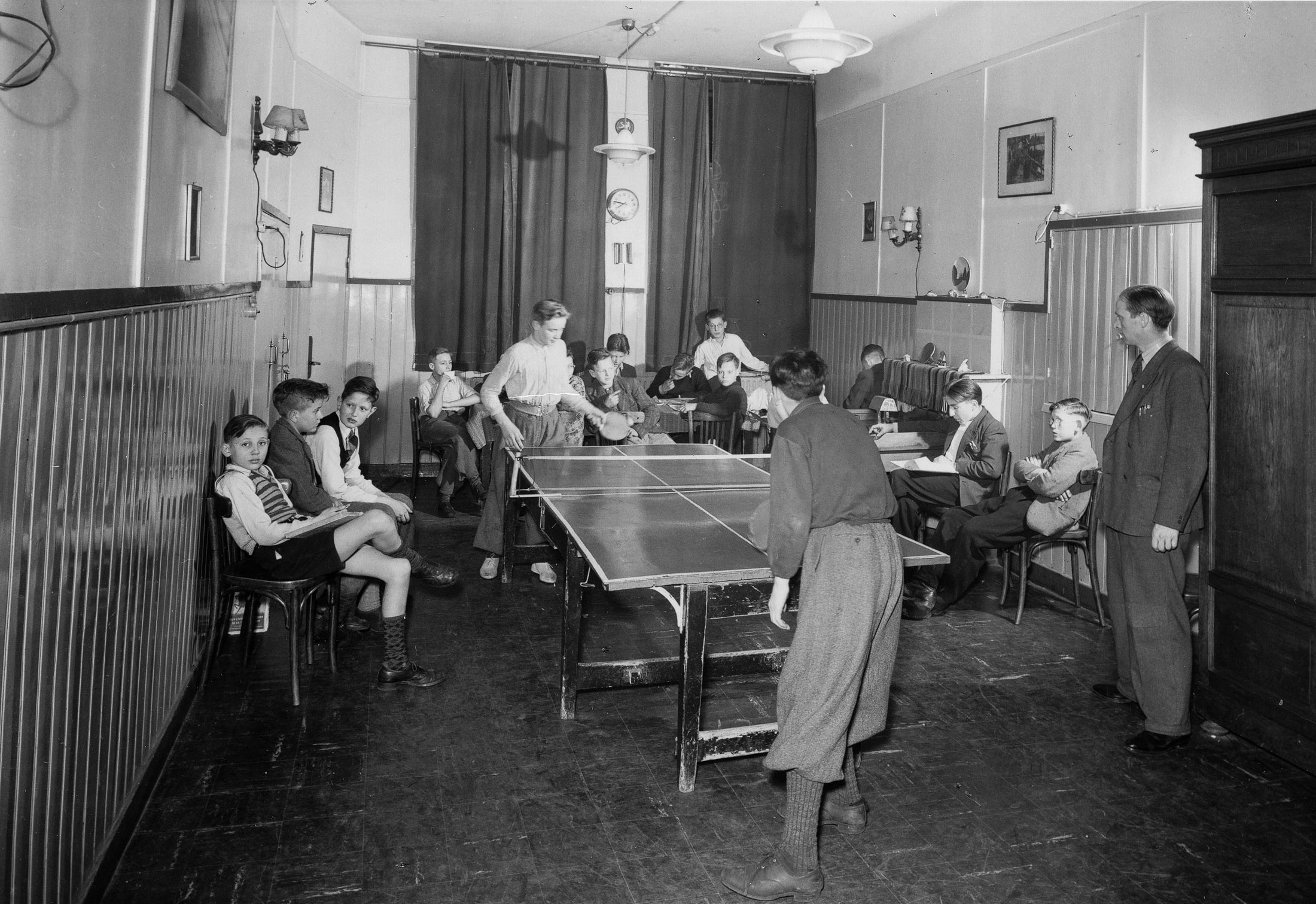 TafeltennisGeschiedenis