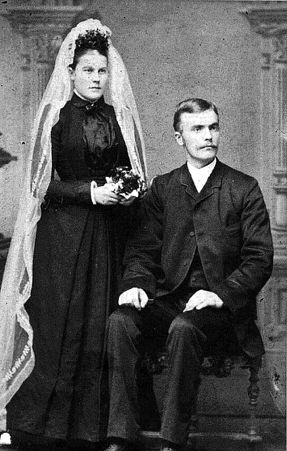 Brudebilde av Nilla og Albert Moeskau 1890. Foto: ukjent