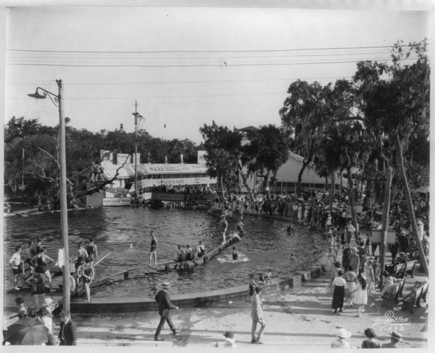 Pool vid) Sulphur Springs, Tampa, Fla