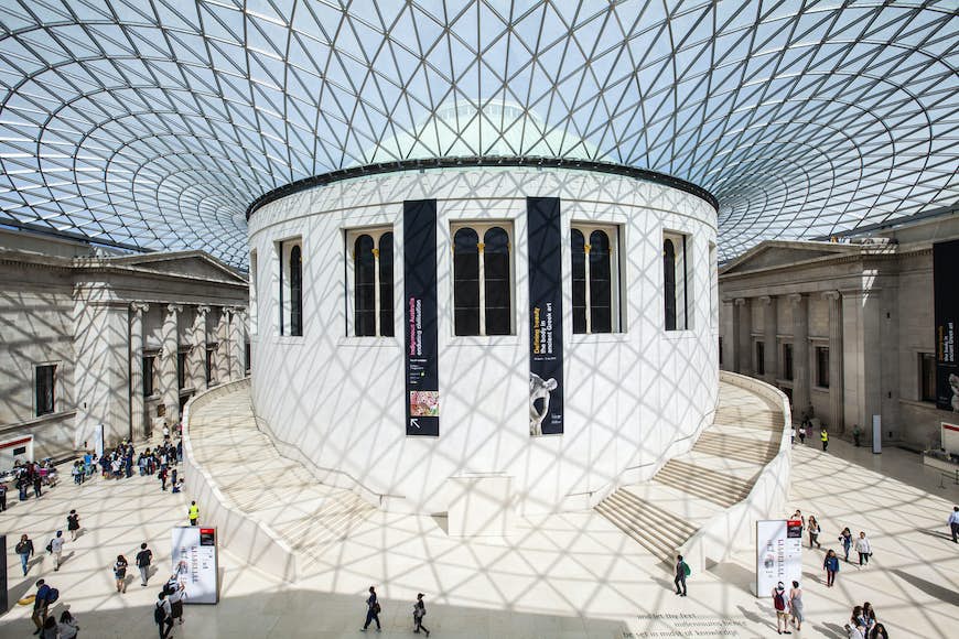 British Museums magnifika stora sal © Chris Dorney / Shutterstock 