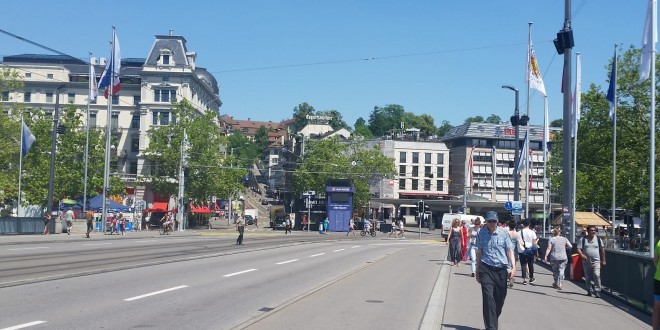 SVE ISPOD TOG IZNOSA NIJE DOVOLJNO ZA ŽIVOT: Grad koji uvodi minimalnu plaću od 21 euro po satu je švicarska Ženeva