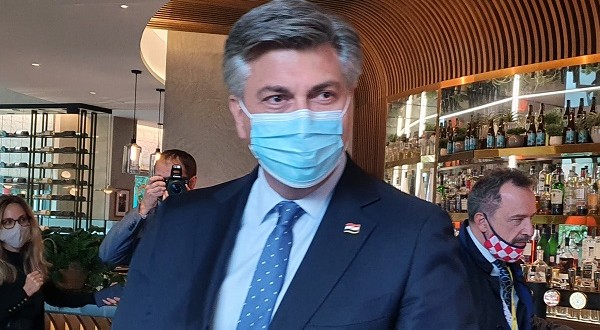 OSJEĆA SE DOBRO: Premijer Andrej Plenković pozitivan na koronavirus