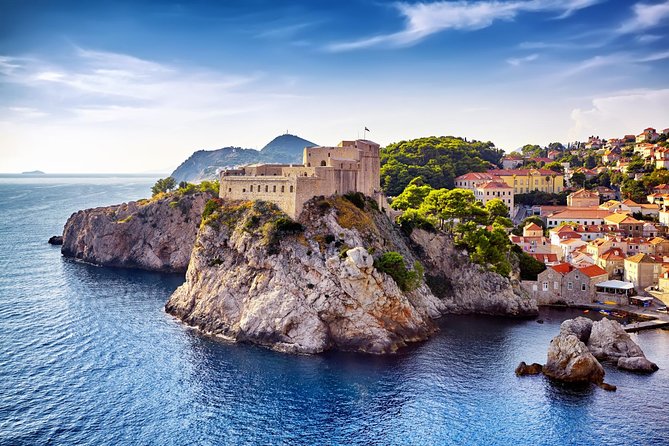 Američki ‘desant’ na Dubrovnik; U gradu je šest puta više Amerikanaca nego lani, iz zračne luke oduševljeni: Ovo je iznad svih naših očekivanja!