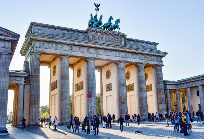 DOBRA PRILIKA? Njemačka želi svake godine uvesti 400.000 kvalificiranih radnika iz inozemstva