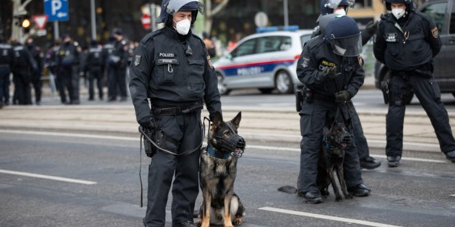 AUSTRIJA: Liječnici traže policijsku zaštitu zbog cijepljenja. Izloženi su prijetnjama, uvredama i vandalizmu