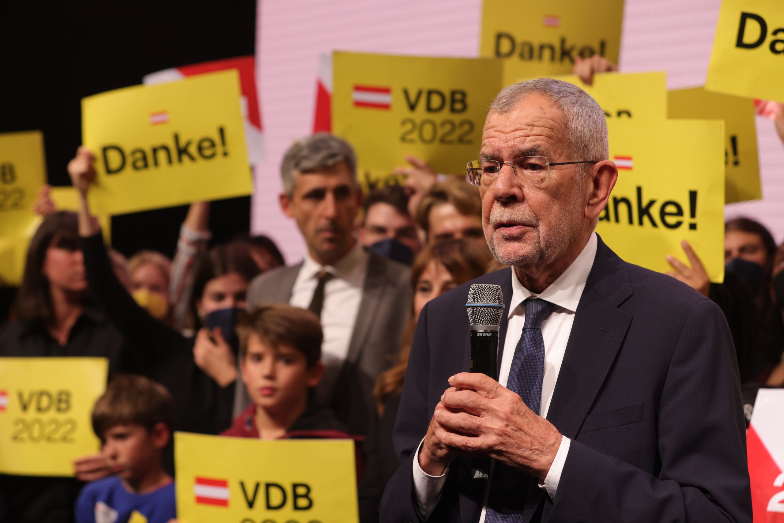Alexander Van der Bellen sa 54.6 % pobjednik na predsjedničkim izborima