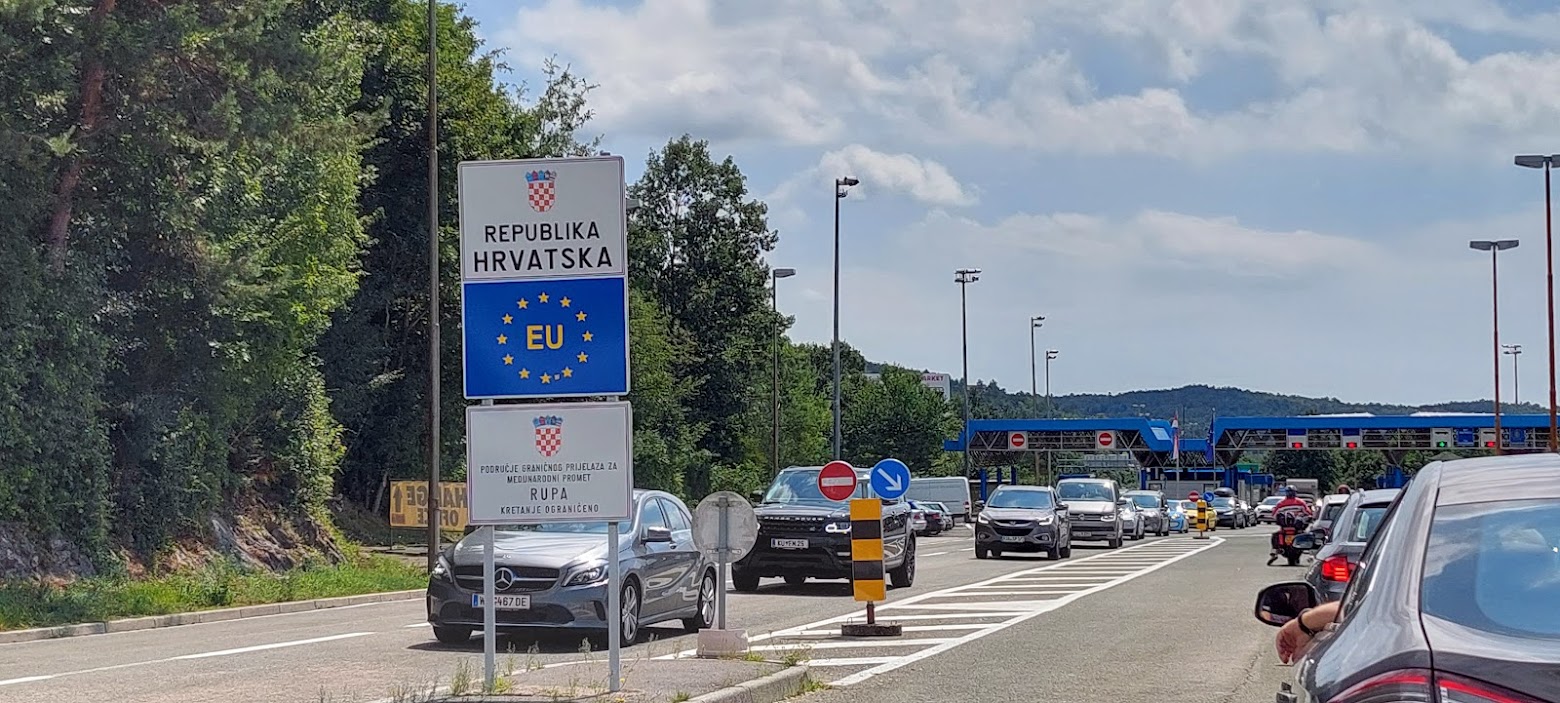 Kosovar i Makedonka pokušali ući u RH i Schengen s krivotvorenim dokumentima