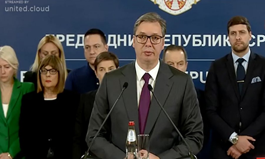 Vučić: Primit ćemo 1200 novih policajaca, 1000 njih uvijek će biti u školi