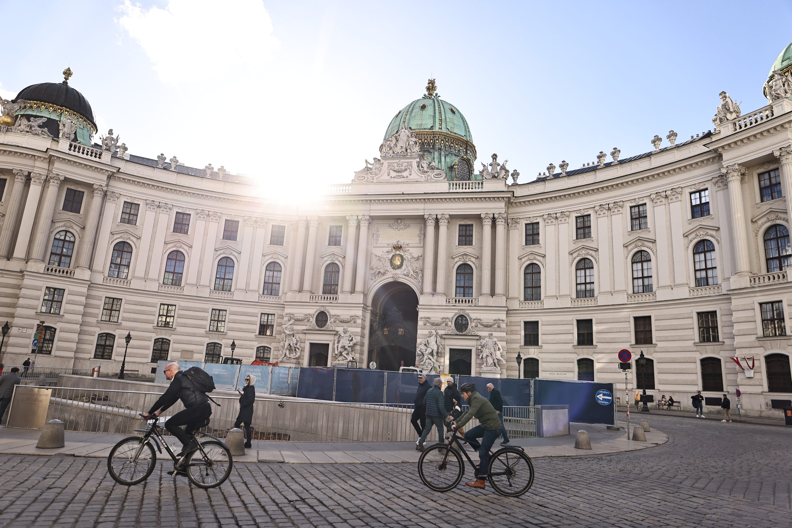 Austrijanci tvrde da su razbili islamističku mrežu: Htjeli napasti katedrale u Beču i Kölnu