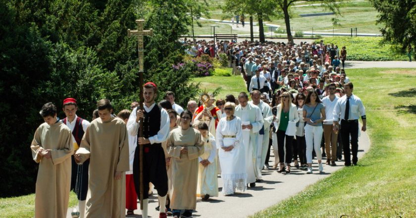 Nadnaravna pozadina blagdana kojeg slave milijuni katolika: ‘Vizije je primala od 16. godine’