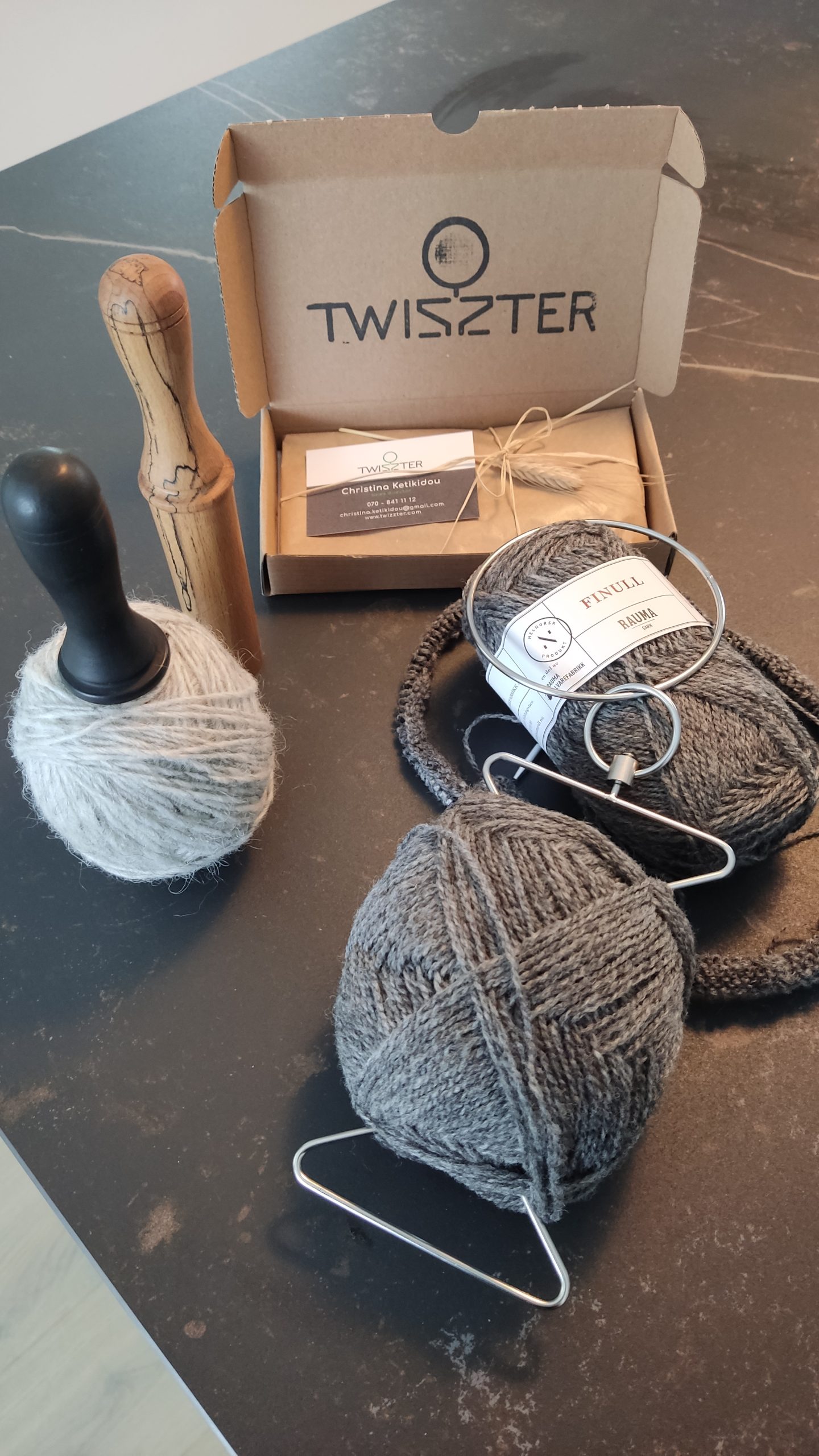 Twizzter - a knitter's best friend