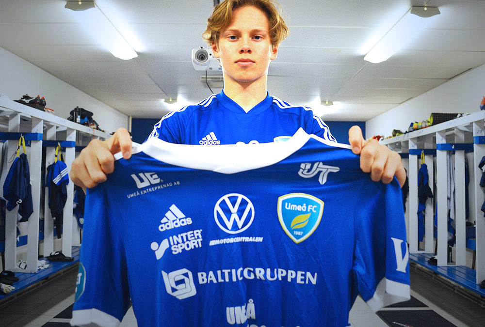 Hugo Bergström flyttas upp till Umeå FC