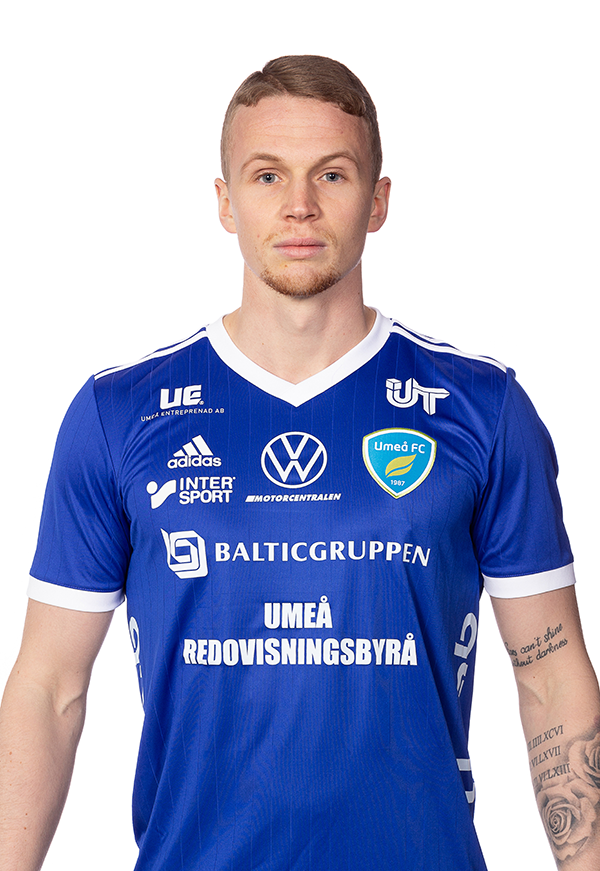 32. Nicklas Raaholt