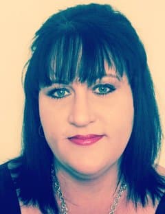 Joanne Saunders | Family & Funeral Celebrant