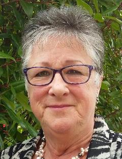 Sandra Perkinf Wedding and Funeral Celebrant profile pic