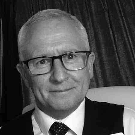 Andrew Auld | Family & Funeral Celebrant