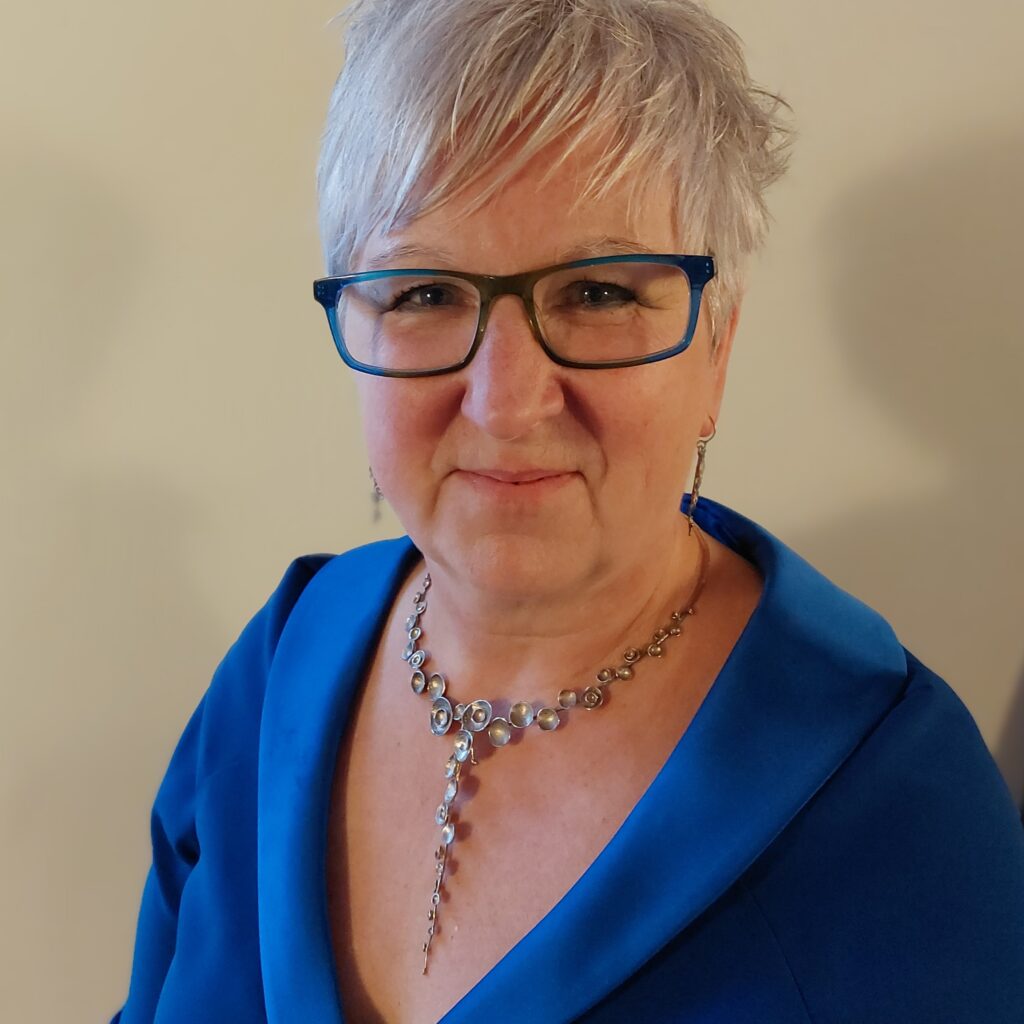 Hilary Nowill | Wedding and Funeral Celebrant