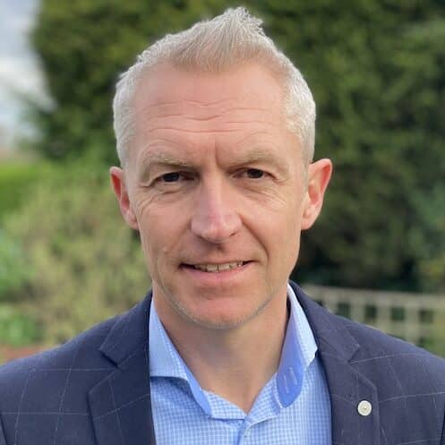 Simon Oak | Funeral Celebrant