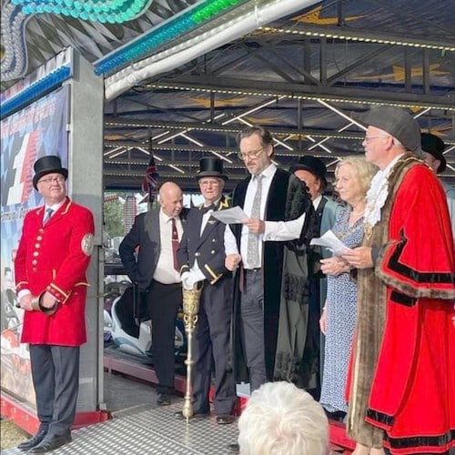 ken macdonald town crier