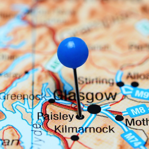 Paisley,Pinned,On,A,Map,Of,Scotland
