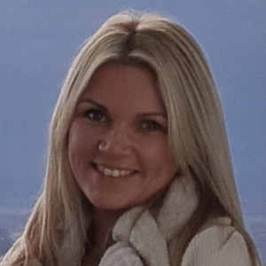 danielle cunningham funeral celebrant profile