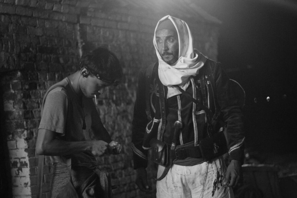 Laura Fautré- momo- Qui vive- Real Anais Debus- Prod Cookies film