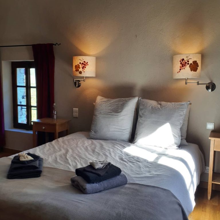 Lampes artisanales dans la chambre des vignes