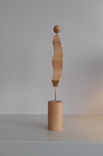 minimalist sculptures