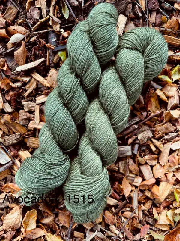 L-1515 Avocado
