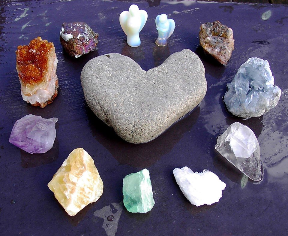 stenar och kristaller