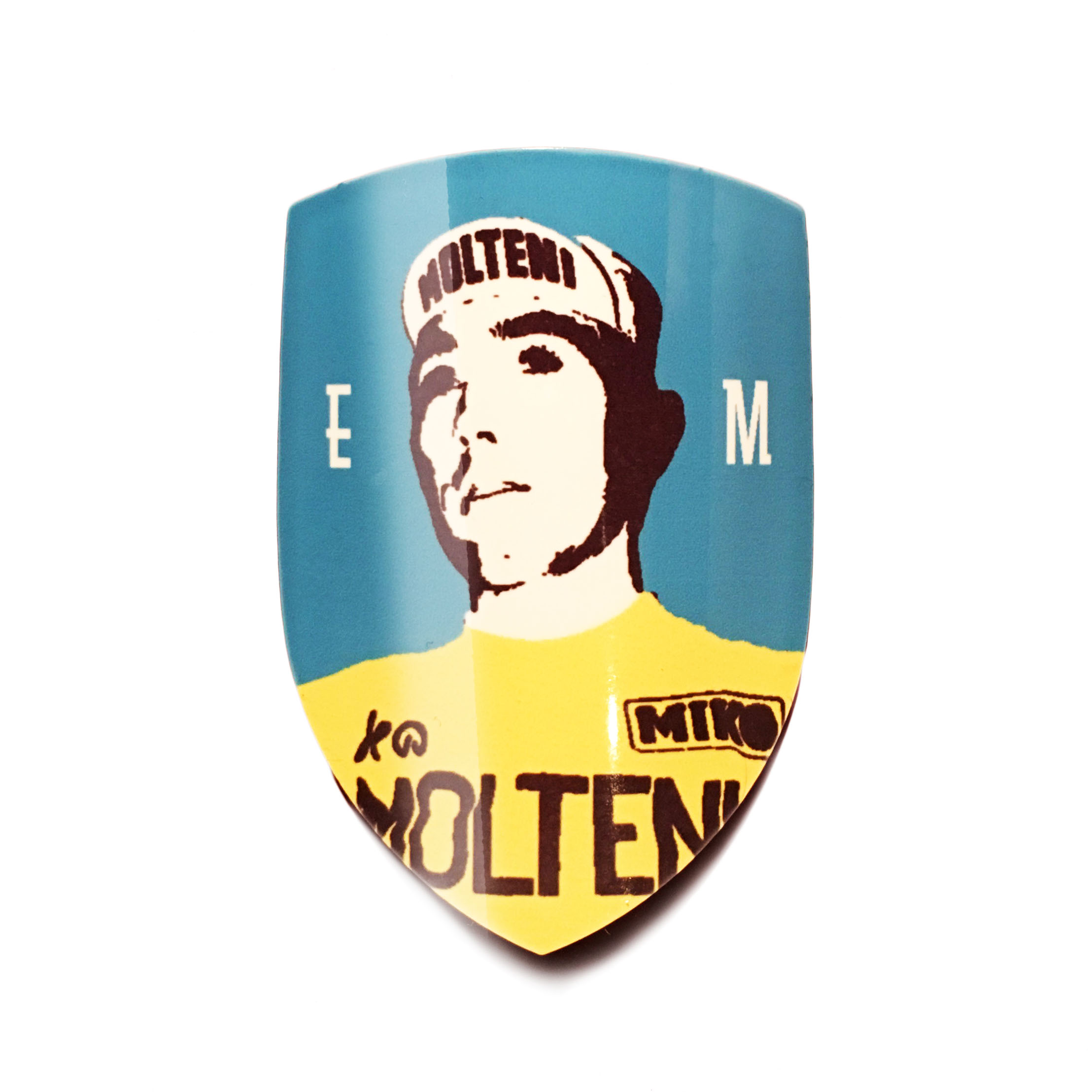 EM_headbadge