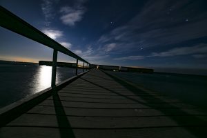 Dragør søbad i måneskin (Danmark)