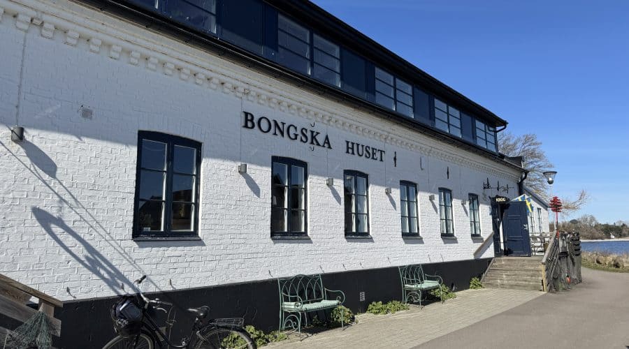 Das charmante Bongska Huset im idyllischen Hafen von Abbekås, direkt an der Ostsee gelegen