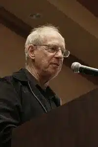 Stephen Krashen 